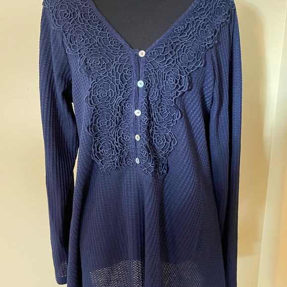 Ladys Navy Blue Sheilay Floral Waffle Knit Sweater Size XL - Picture 2 of 11